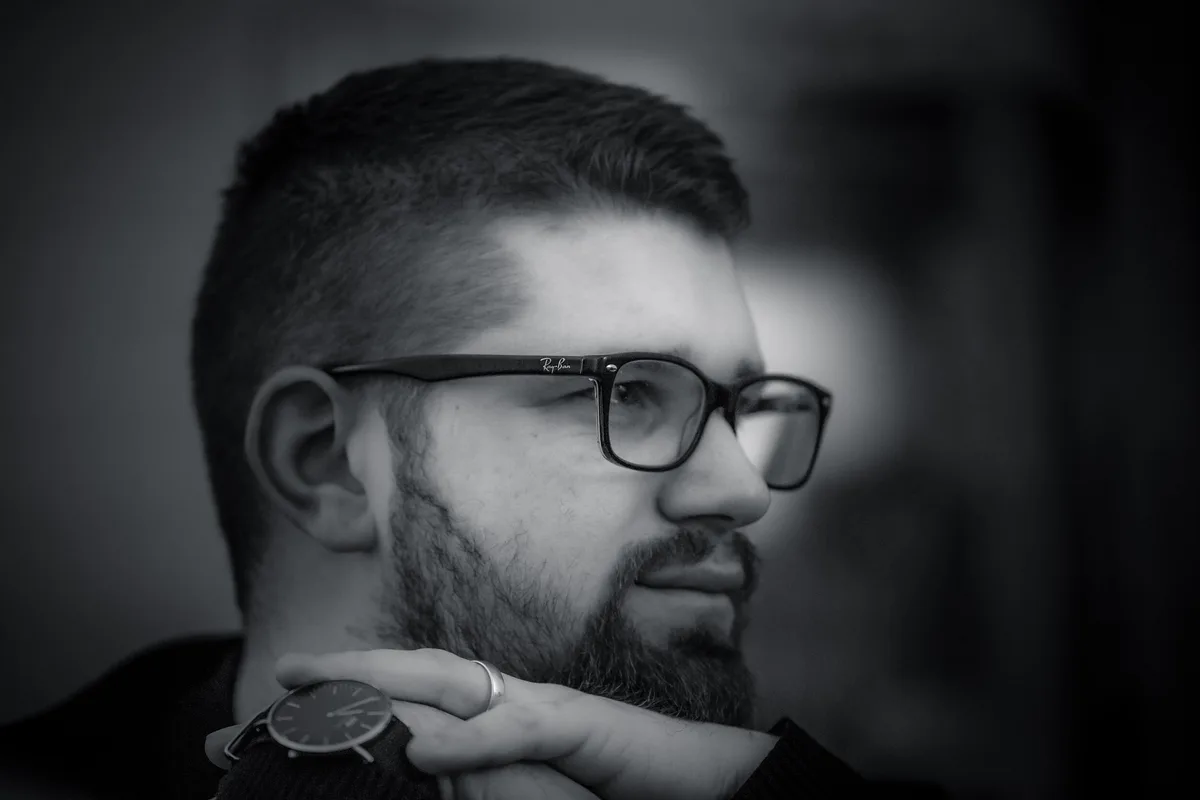 Portrait 18